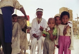 Street beauty salon in central asia